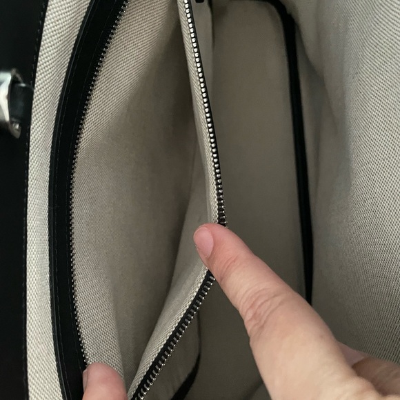 MCM black leather tote - Picture 5 of 9